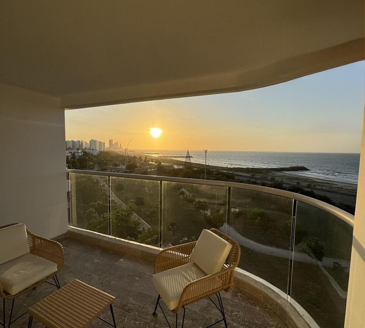 Con Vista Al Mar Cerca Del Aeropuerto Apartamento Cartagena