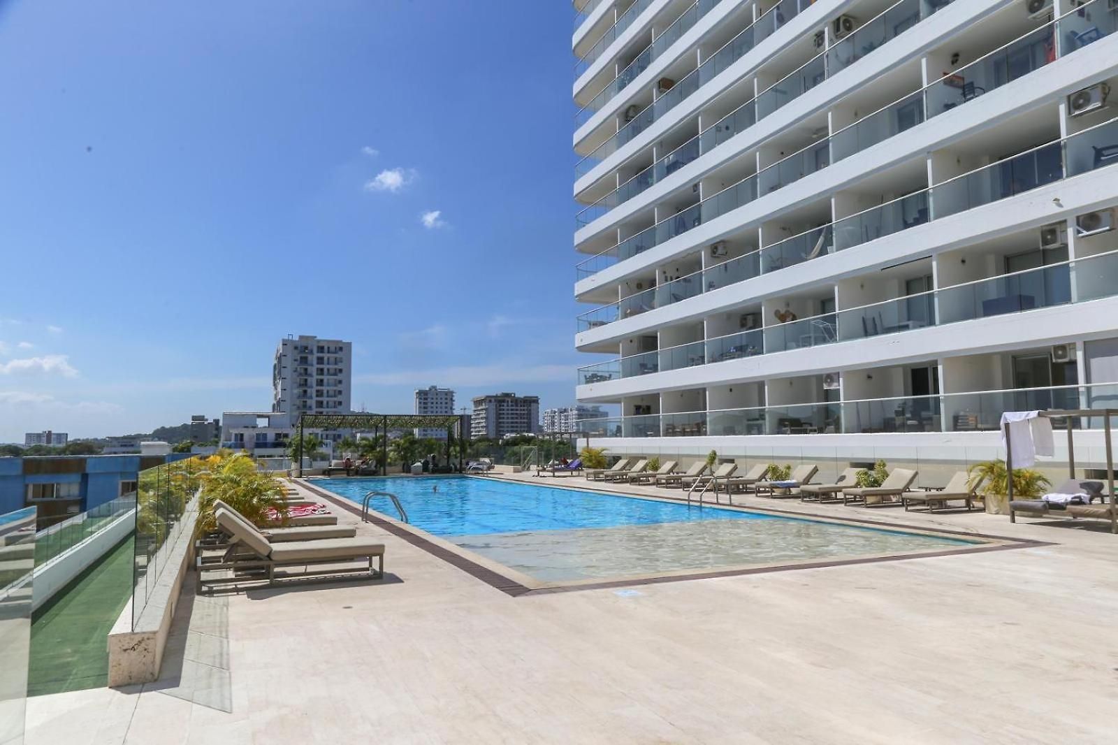 Apartamento Con Vista Al Mar Cerca Del Aeropuerto *