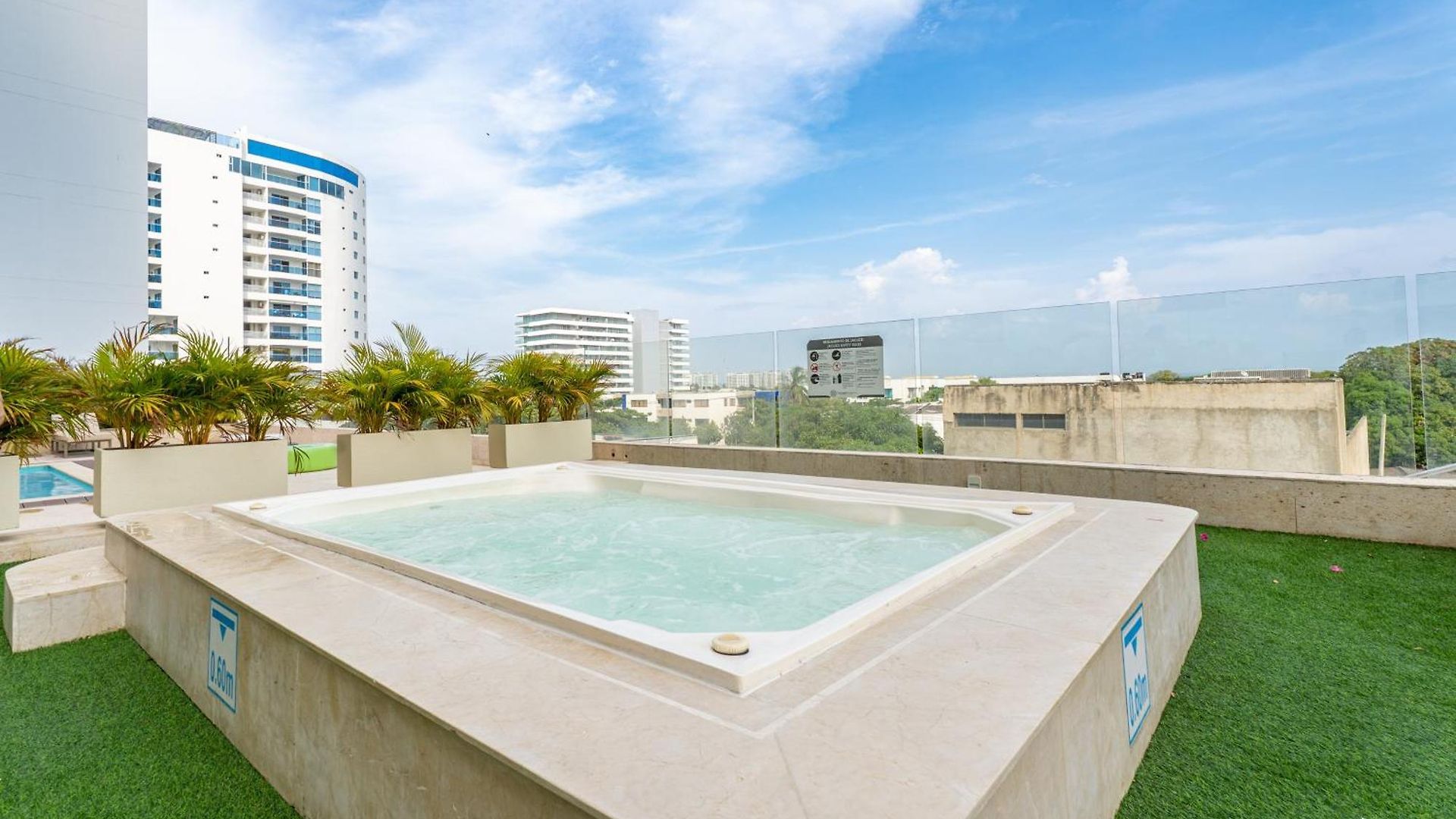 Apartamento Con Vista Al Mar Cerca Del Aeropuerto