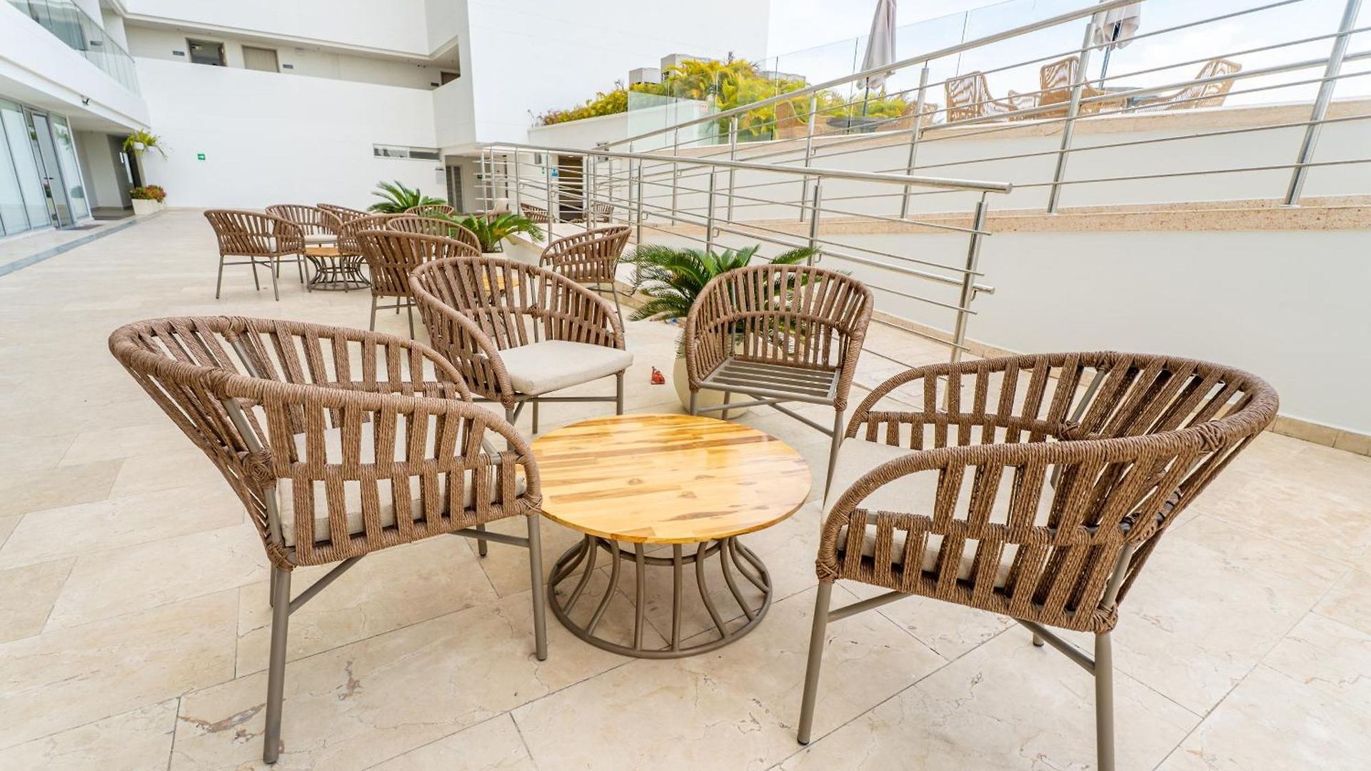Apartamento Con Vista Al Mar Cerca Del Aeropuerto