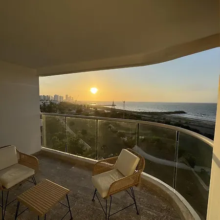 Con Vista Al Mar Cerca Del Aeropuerto Apartamento Cartagena