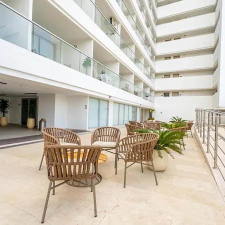 Con Vista Al Mar Cerca Del Aeropuerto Apartamento Cartagena